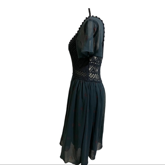 Free people dress crochet top bottom is sheer with lining floral design … - Picture 10 of 12